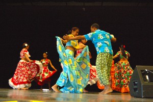 Fête interculturelle du 19 avril 2015 au complexe Roméo-V Patenaude de Candiac.